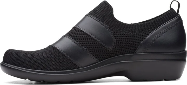 Clarks Women's Collection Sashlyn Edge Slip-on Shoe - Image 4