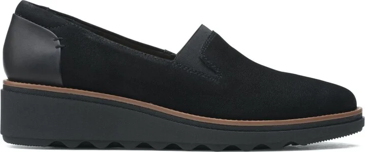 Clarks Women's Collection Sharon Dolly Shoes - Image 2
