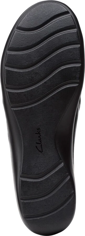 Clarks Women's Cora Giny Cushioned Zip Loafer Flats - Image 5