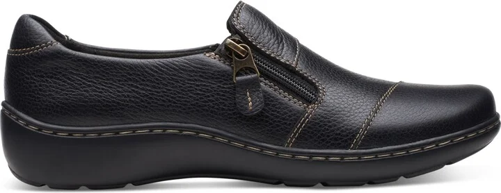 Clarks Women's Cora Harbor Zip Flats - Image 11