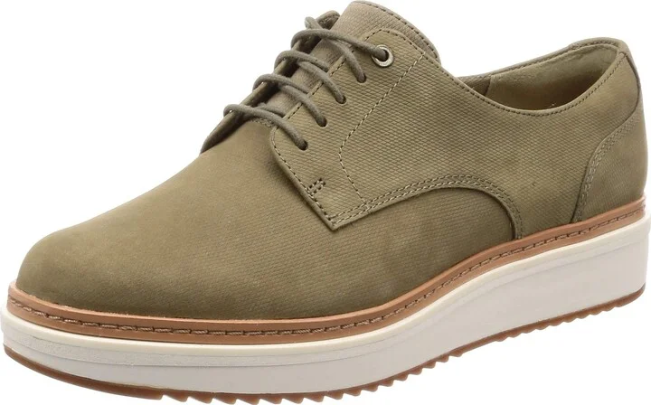 Clarks Women's Derby Lace-Up
