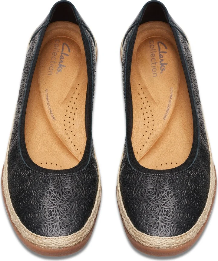 Clarks Women's Elaina Rae Textured Jute-Trim Flats - Image 8