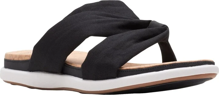 Clarks womens Eliza Skip Slide Sandal