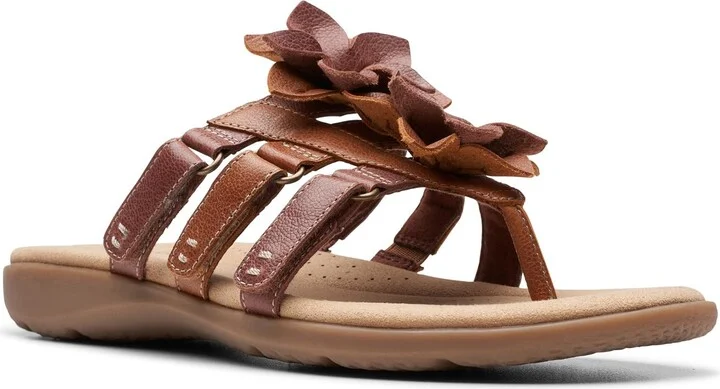 Clarks Women's Elizabelle Mae Flip-Flop