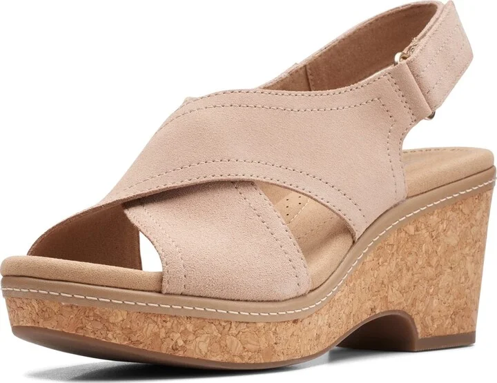 Clarks Women's Giselle Cove Wedge Sandal