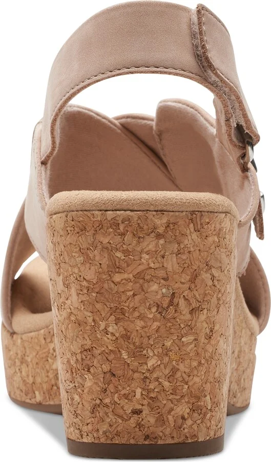 Clarks Women's Giselle Dove Wedge Sandals - Image 3