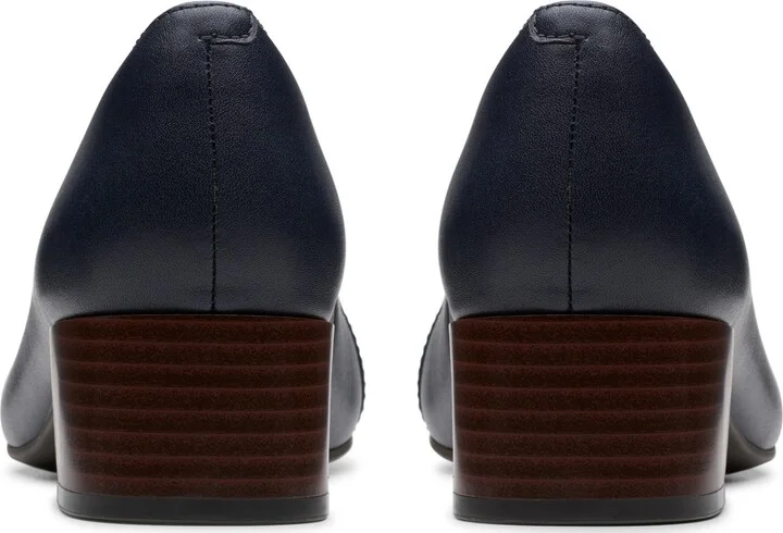 Clarks Women's Iridessa Erin Slip-On Pumps - Image 7