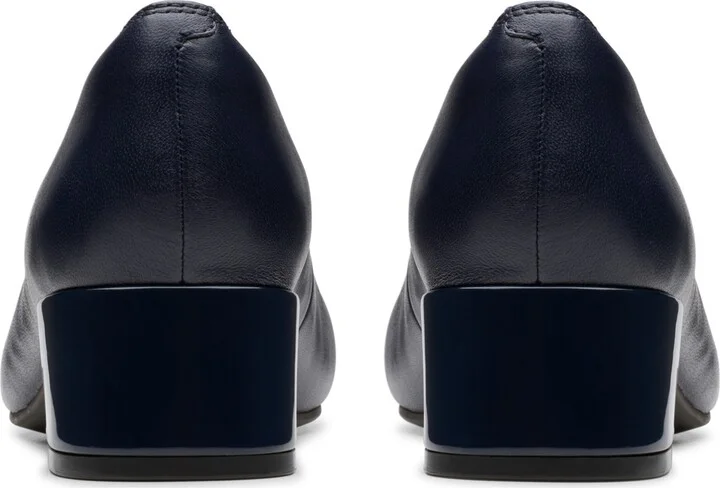 Clarks Women's Iridessa May Slip-On Pumps - Image 7