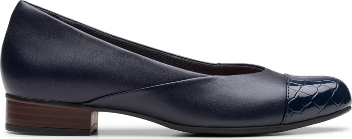 Clarks Women's Juliet Rise Slip-On Flats - Image 2