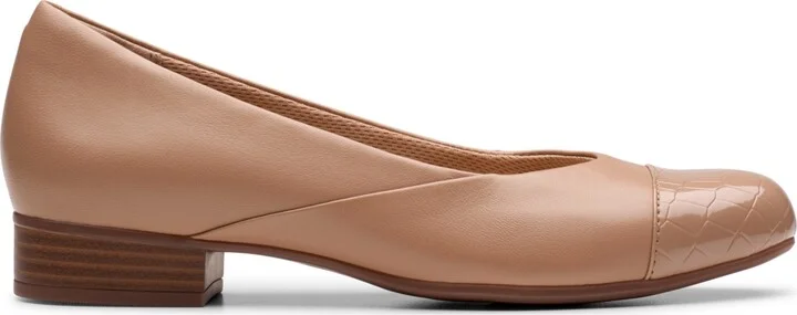 Clarks Women's Juliet Rise Slip-On Flats - Image 10