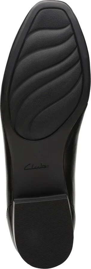 Clarks Women's Juliet Shine Slip-On Loafers - Image 5