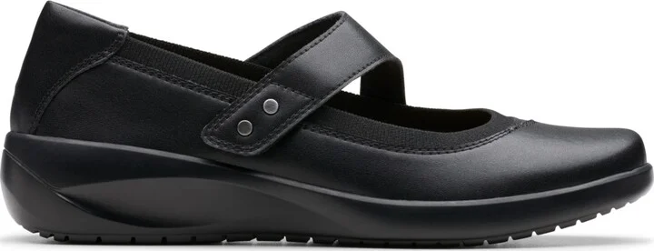 Clarks Women's Kaetlyn Jane Round Toe Flats - Image 2