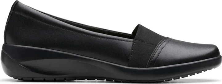 Clarks Women's Kaetlyn Rhea Round Toe Loafers - Image 2