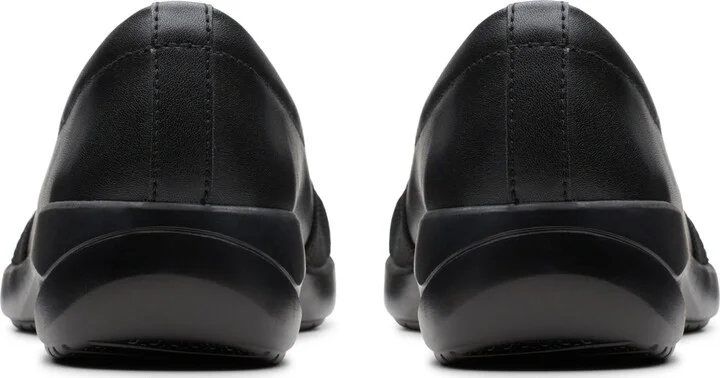 Clarks Women's Kaetlyn Rhea Round Toe Loafers - Image 3
