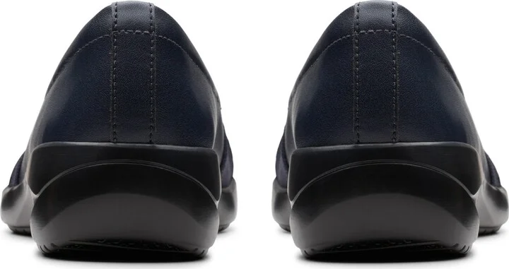 Clarks Women's Kaetlyn Rhea Round Toe Loafers - Image 7