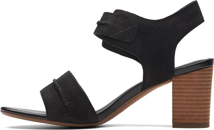 Clarks Women's KarseaHi Seam Heeled Sandal