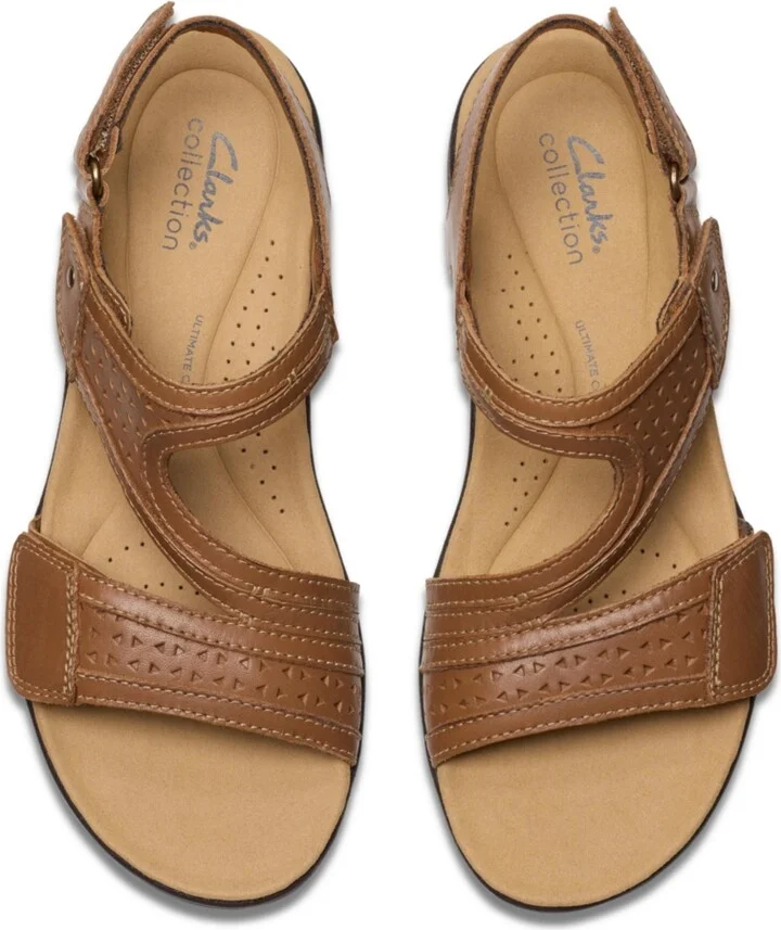 Clarks Women's Laurieann Faye Slip On Flat Sandals - Image 11