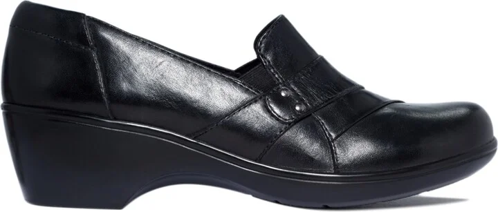 Clarks Women's May Marigold Flats - Image 2