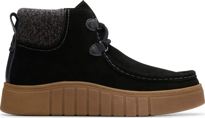 Clarks Women's Mykah Izzy Cozy Lace-Up Booties - Image 2