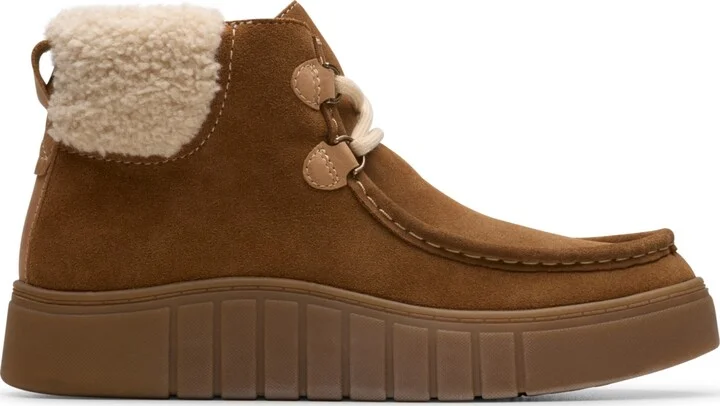 Clarks Women's Mykah Izzy Cozy Lace-Up Booties - Image 7