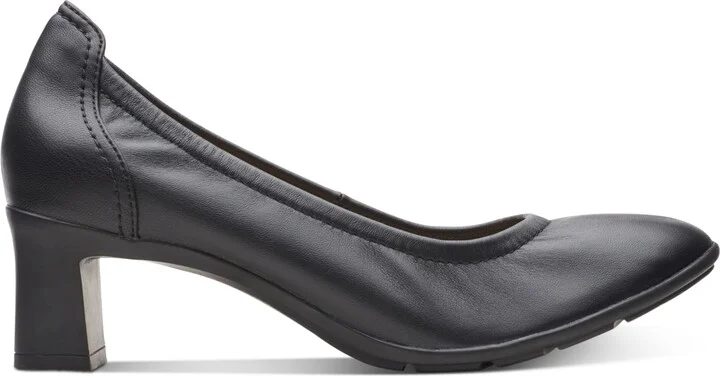 Clarks Women's Neiley Pearl Slip-On Pumps - Image 2