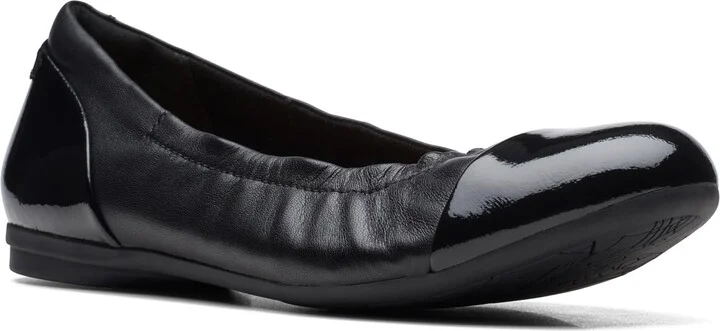 Clarks Women's Rena Jazz Flat