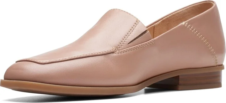 Clarks Women's Sarafyna Freva Loafer