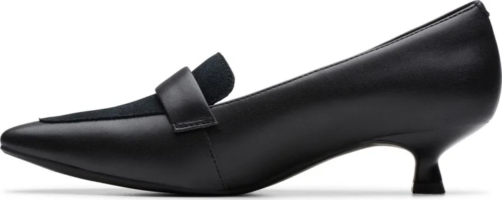 Clarks Women's Scarlyt Mabel Slip-On Pumps - Image 9