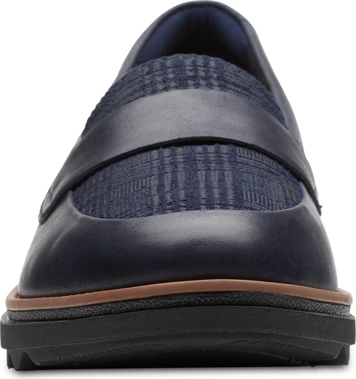 Clarks Women's Sharon Gracie Slip-On Loafer Flats - Image 7