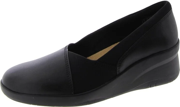 Clarks Women's Suttyn Walk Pump