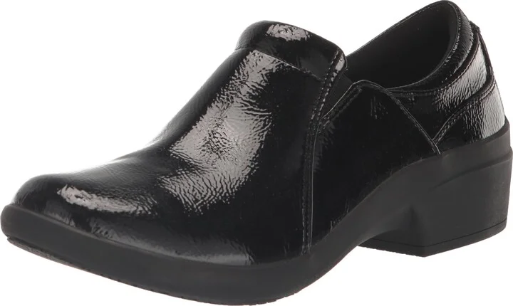Black Crinkle Patent Synthetic