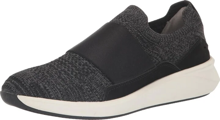 Clarks Women's Un Rio Sneaker