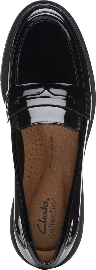 Clarks Women's Westlynn Ayla Round-Toe Penny Loafers - Image 4