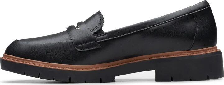 Clarks Women's Westlynn Glow Slip-On Loafers - Image 9