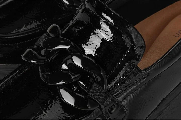 Clarks Zylah May Women's Flat Shoes Black Crinkle Patent Synthetic : 9 D - Wide, Leather - Image 7