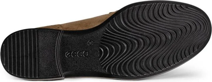 Classic 15 Tassel Loafer - Image 11