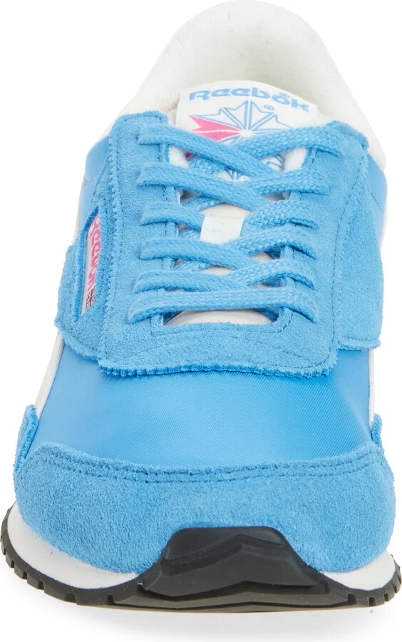 Classic AZ Sneaker - Image 4