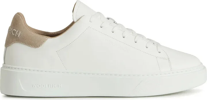Classic Court sneakers