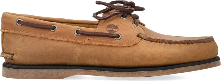 Classic leather boat shoes