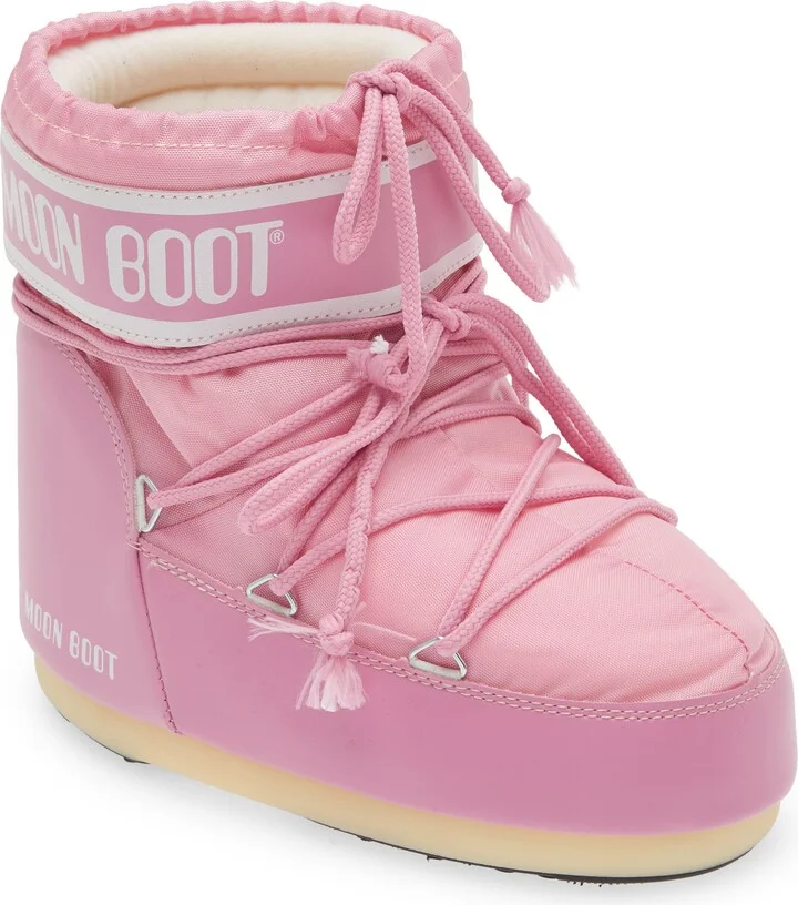 Classic Low 2 Water Repellent Nylon Boot