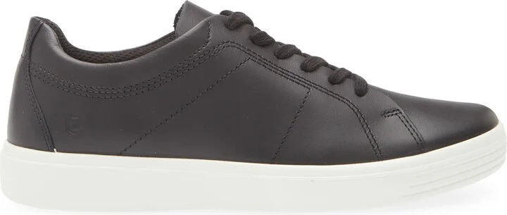 Classic Low Top Sneaker - Image 4