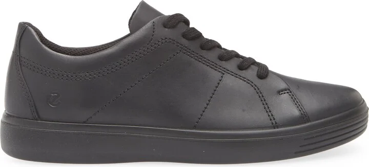 Classic Low Top Sneaker - Image 10