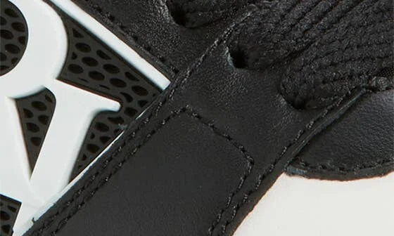 Classic Low Top Sneaker - Image 7
