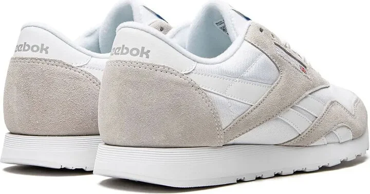 Classic low-top sneakers - Image 3