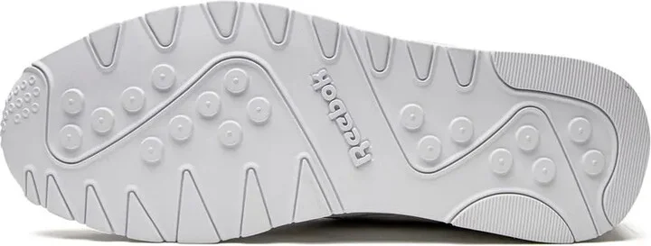 Classic low-top sneakers - Image 4