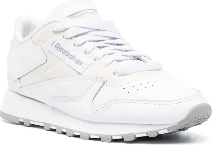 Classic low-top sneakers - Image 2