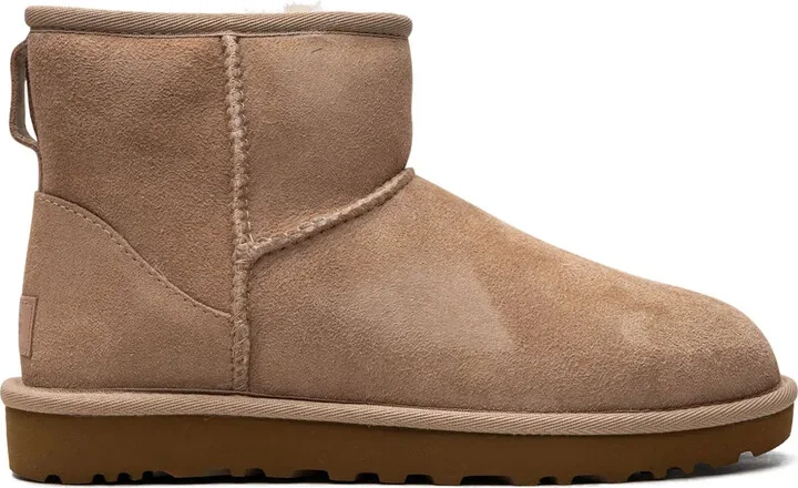 Classic Mini II "Sand" boots