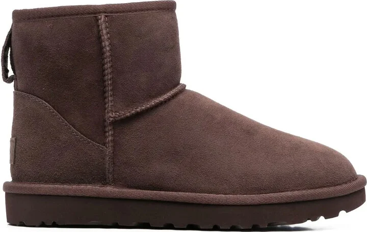 Classic Mini II shearling ankle boots
