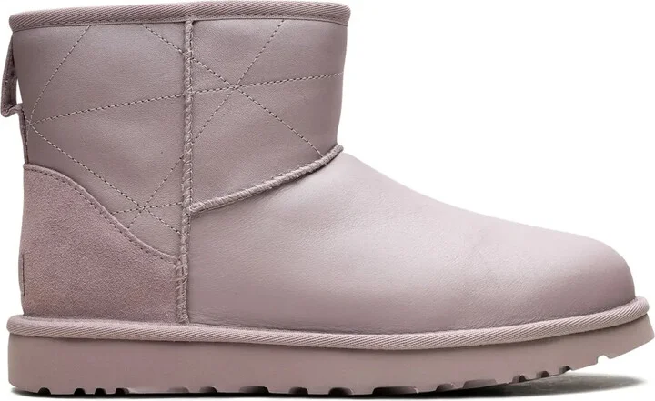 Classic Mini Pearlized boots
