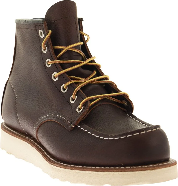 Classic Moc 8138 - Lace-up Boot - Image 2